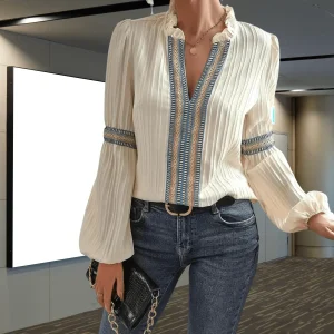 Pacifica | Witte Blouse Dames van Hoogwaardige Katoenmix met Unieke Details en Korte Mouwen